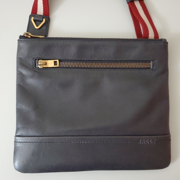 Bally shoulder bag man& woman